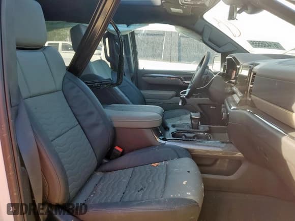 ✅ 2025 Chevrolet Silverado 1500 ZR2 • VIN: 3GCUKHEL0SG257140 • Лот: 61436555. Опубликован ранее на Copart с пробегом 2 071 миль. Бесплатный доступ к архиву аукционных продаж из США и подробный отчёт об истории автомобиля на DreamBid. Изображение 7.