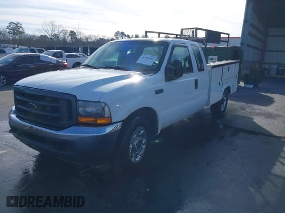 ✅ 2004 Ford F-250 XL • VIN: 1FTNX20L44EC45528 • Lot: 41598042. Listed on IAAI with 2,163,017 mi. Free auction sales archive from the USA and detailed vehicle history report at DreamBid. Image 2.