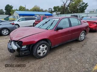 ✅ 2005 Chevrolet Malibu Classic • VIN: 1G1ND52F85M217927 • Лот: 90051275. Опубликован ранее на Copart с пробегом 213 439 миль. Бесплатный доступ к архиву аукционных продаж из США и подробный отчёт об истории автомобиля на DreamBid. Изображение 1.