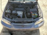 ✅ 1999 Toyota Camry LE • VIN: 4T1BG28K0XU905617 • Lot: 63076675. Wystawiony na Copart z przebiegiem 179 753 mil. Bezpłatny archiwum sprzedaży aukcyjnych z USA i szczegółowy raport historii pojazdu na DreamBid. Zdjęcie 11.