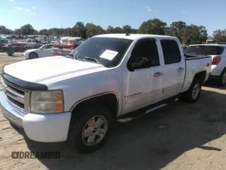 ✅ 2007 Chevrolet Silverado 1500 1LT • VIN: 2GCEC13C371588029 • Lot: 43463500. Wystawiony na IAAI z przebiegiem 388 163 mil. Bezpłatny archiwum sprzedaży aukcyjnych z USA i szczegółowy raport historii pojazdu na DreamBid. Zdjęcie 2.