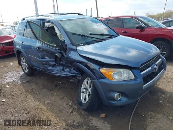 ✅ 2011 Toyota RAV4 Limited • VIN: 2T3DK4DV4BW053999 • Lot: 43584986. Listed on IAAI with 211,217 mi. Free auction sales archive from the USA and detailed vehicle history report at DreamBid. Image 1.