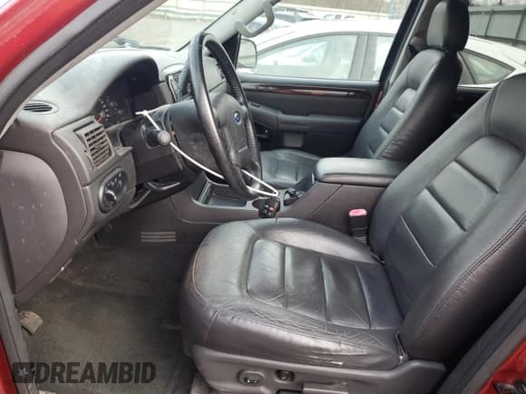 ✅ 2005 Ford Explorer Limited • VIN: 1FMZU75K05UB75083 • Лот: 50503805. Опубликован ранее на Copart с пробегом 120 752 миль. Бесплатный доступ к архиву аукционных продаж из США и подробный отчёт об истории автомобиля на DreamBid. Изображение 7.