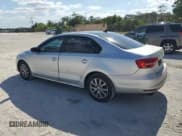 ✅ 2015 Volkswagen Jetta SE • VIN: 3VWD07AJ3FM277990 • Лот: 53229895. Опубликован ранее на Copart с пробегом 207 427 миль. Бесплатный доступ к архиву аукционных продаж из США и подробный отчёт об истории автомобиля на DreamBid. Изображение 2.