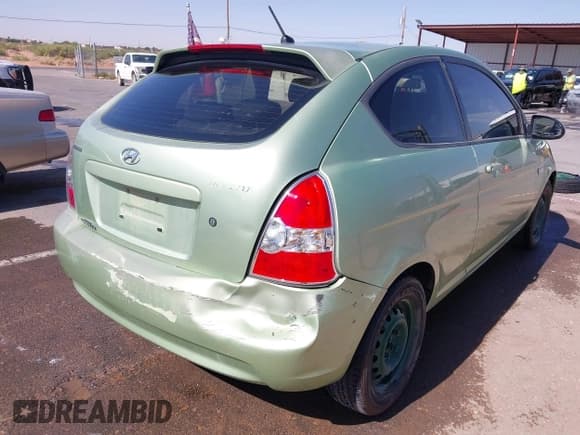 ✅ 2007 Hyundai Accent GS • VIN: KMHCM36CX7U052111 • Лот: 42308137. Опубликован ранее на IAAI с пробегом 212 572 миль. Бесплатный доступ к архиву аукционных продаж из США и подробный отчёт об истории автомобиля на DreamBid. Изображение 4.