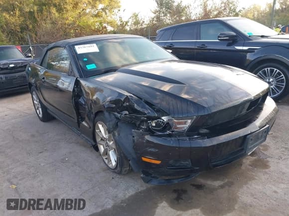 ✅ 2010 Ford Mustang V6 • VIN: 1ZVBP8EN6A5124105 • Lot: 43367692. Listed on IAAI with 130,305 mi. Free auction sales archive from the USA and detailed vehicle history report at DreamBid. Image 1.