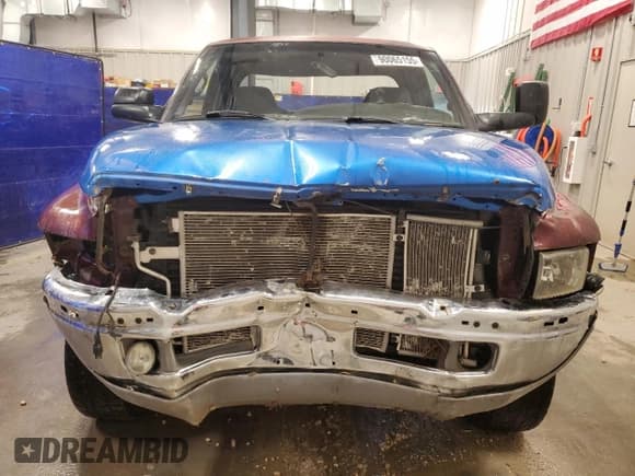 ✅ 2001 Dodge 2500 • VIN: 3B7KF23601G705218 • Lot: 90065155. Wystawiony na Copart z przebiegiem 194 948 mil. Bezpłatny archiwum sprzedaży aukcyjnych z USA i szczegółowy raport historii pojazdu na DreamBid. Zdjęcie 5.