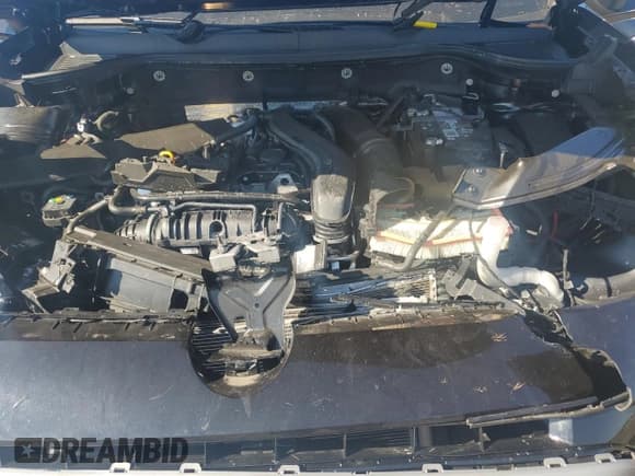 ✅ 2025 Volkswagen Taos SE • VIN: 3VVVC7B28SM018395 • Lot: 85709125. Listed on Copart with 14,551 mi. Free auction sales archive from the USA and detailed vehicle history report at DreamBid. Image 12.