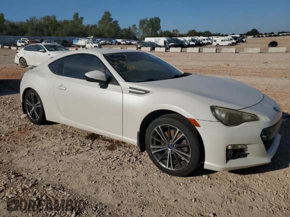 ✅ 2013 Subaru BRZ Limited • VIN: JF1ZCAC10D2602924 • Lot: 84193185. Wystawiony na Copart z przebiegiem 124 166 mil. Bezpłatny archiwum sprzedaży aukcyjnych z USA i szczegółowy raport historii pojazdu na DreamBid. Zdjęcie 4.