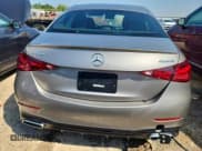 ✅ 2024 Mercedes-Benz C 300 • VIN: W1KAF4HB0RR185990 • Lot: 68674795. Wystawiony na Copart z przebiegiem Nie podano. Bezpłatny archiwum sprzedaży aukcyjnych z USA i szczegółowy raport historii pojazdu na DreamBid. Zdjęcie 6.