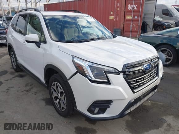 ✅ 2023 Subaru Forester Premium • VIN: JF2SKAEC9PH460007 • Lot: 43690428. Listed on IAAI with 40,598 mi. Free auction sales archive from the USA and detailed vehicle history report at DreamBid. Image 1.