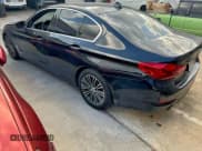 ✅ 2018 BMW 5 Series 530i • VIN: WBAJA5C5XJWA56967 • Лот: 95072665. Опубликован ранее на Copart с пробегом 131 824 миль. Бесплатный доступ к архиву аукционных продаж из США и подробный отчёт об истории автомобиля на DreamBid. Изображение 3.