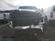 ✅ 2021 Chevrolet Silverado 2500HD Work Truck • VIN: 1GC4YLE71MF275932 • Lot: 64662615. Wystawiony na Copart z przebiegiem Nie podano. Bezpłatny archiwum sprzedaży aukcyjnych z USA i szczegółowy raport historii pojazdu na DreamBid. Zdjęcie 5.