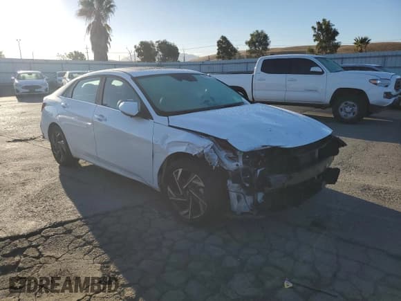 ✅ 2024 Hyundai Elantra Limited • VIN: KMHLN4DJ3RU100703 • Лот: 86115835. Опубликован ранее на Copart с пробегом 111 500 миль. Бесплатный доступ к архиву аукционных продаж из США и подробный отчёт об истории автомобиля на DreamBid. Изображение 4.