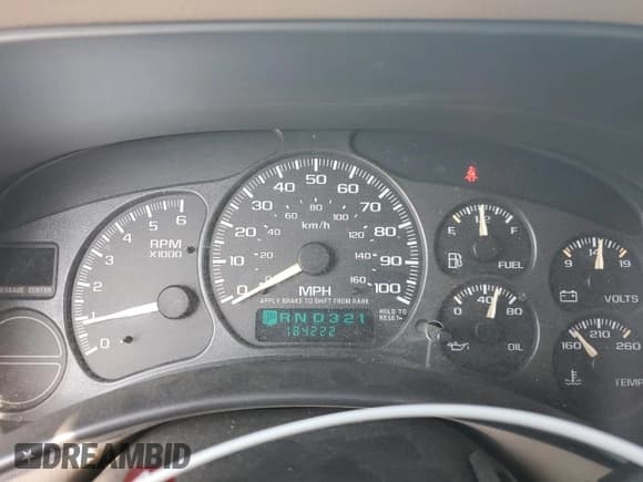 ✅ 2002 Chevrolet Suburban Z71 • VIN: 3GNFK16Z82G233842 • Lot: 63298445. Listed on Copart with 184,222 mi. Free auction sales archive from the USA and detailed vehicle history report at DreamBid. Image 9.