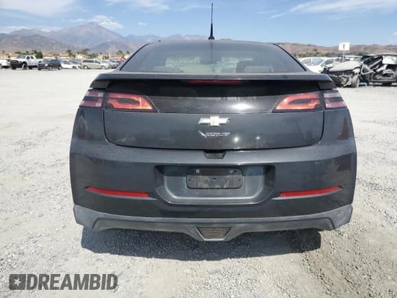 ✅ 2014 Chevrolet Volt • VIN: 1G1RE6E45EU171553 • Lot: 65868964. Wystawiony na Copart z przebiegiem 216 917 mil. Bezpłatny archiwum sprzedaży aukcyjnych z USA i szczegółowy raport historii pojazdu na DreamBid. Zdjęcie 6.