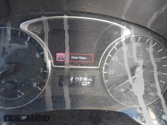 ✅ 2015 Nissan Pathfinder SV • VIN: 5N1AR2MN3FC666784 • Lot: 41343416. Listed on IAAI with 214,346 mi. Free auction sales archive from the USA and detailed vehicle history report at DreamBid. Image 15.