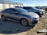 ✅ 2017 Honda Civic LX • VIN: 2HGFC2F53HH552312 • Lot: 93330195. Wystawiony na Copart z przebiegiem 66 858 mil. Bezpłatny archiwum sprzedaży aukcyjnych z USA i szczegółowy raport historii pojazdu na DreamBid. Zdjęcie 4.