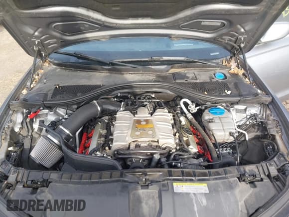 ✅ 2016 Audi A6 Prestige • VIN: WAUHGAFC7GN006264 • Lot: 43786608. Wystawiony na IAAI z przebiegiem 129 891 mil. Bezpłatny archiwum sprzedaży aukcyjnych z USA i szczegółowy raport historii pojazdu na DreamBid. Zdjęcie 10.