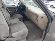 ✅ 2002 Chevrolet Silverado 1500 LT • VIN: 2GCEC19TX21218731 • Лот: 43272633. Опубликован ранее на IAAI с пробегом 301 628 миль. Бесплатный доступ к архиву аукционных продаж из США и подробный отчёт об истории автомобиля на DreamBid. Изображение 5.