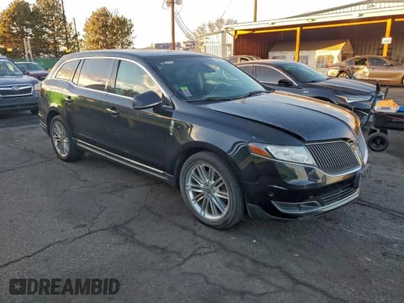 ✅ 2016 Lincoln MKT EcoBoost • VIN: 2LMHJ5AT6GBL02505 • Lot: 94279325. Wystawiony na Copart z przebiegiem 134 403 mil. Bezpłatny archiwum sprzedaży aukcyjnych z USA i szczegółowy raport historii pojazdu na DreamBid. Zdjęcie 4.