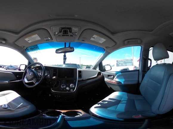 ✅ 2015 Toyota Sienna XLE • VIN: 5TDYK3DC6FS626001 • Лот: 42945911. Опубликован ранее на IAAI с пробегом 114 961 миль. Бесплатный доступ к архиву аукционных продаж из США и подробный отчёт об истории автомобиля на DreamBid. Изображение 18.