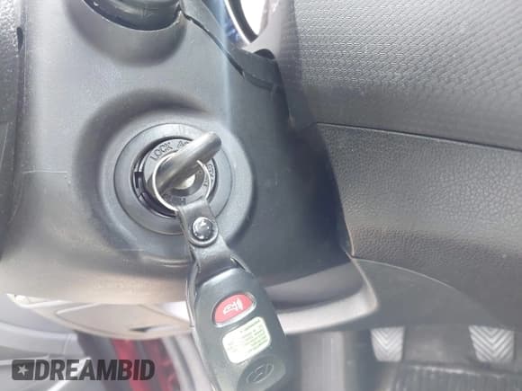 ✅ 2012 Hyundai Veloster w/Gray Int • VIN: KMHTC6AD8CU019848 • Lot: 42392772. Wystawiony na IAAI z przebiegiem 118 463 mil. Bezpłatny archiwum sprzedaży aukcyjnych z USA i szczegółowy raport historii pojazdu na DreamBid. Zdjęcie 11.