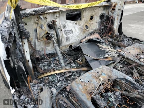 ✅ 2022 Tesla Model Y Performance • VIN: 7SAYGDEF9NF407460 • Lot: 84651275. Listed on Copart with Not provided. Free auction sales archive from the USA and detailed vehicle history report at DreamBid. Image 8.