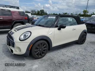 ✅ 2018 MINI Convertible Cooper S • VIN: WMWWG9C55J3C82623 • Lot: 71027675. Listed on Copart with 48,936 mi. Free auction sales archive from the USA and detailed vehicle history report at DreamBid. Image 1.
