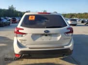 ✅ 2019 Subaru Forester • VIN: JF2SKACC9KH574925 • Lot: 83961945. Listed on Copart with Not provided. Free auction sales archive from the USA and detailed vehicle history report at DreamBid. Image 6.