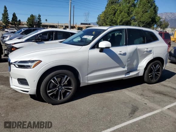 ✅ 2019 Volvo XC60 Momentum • VIN: YV4A22RK0K1370244 • Lot: 87129415. Listed on Copart with 62,245 mi. Free auction sales archive from the USA and detailed vehicle history report at DreamBid. Image 1.