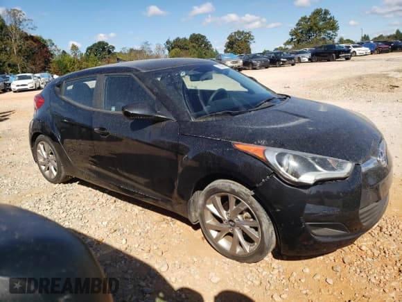 ✅ 2016 Hyundai Veloster • VIN: KMHTC6ADXGU295888 • Lot: 76509614. Wystawiony na Copart z przebiegiem 85 489 mil. Bezpłatny archiwum sprzedaży aukcyjnych z USA i szczegółowy raport historii pojazdu na DreamBid. Zdjęcie 4.