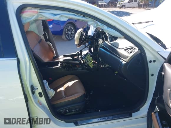 ✅ 2016 Lexus GS 350 • VIN: JTHCZ1BL4GA002482 • Лот: 43433060. Опубликован ранее на IAAI с пробегом Не указан. Бесплатный доступ к архиву аукционных продаж из США и подробный отчёт об истории автомобиля на DreamBid. Изображение 5.