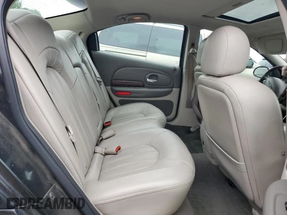 ✅ 2003 Chrysler 300M M • VIN: 2C3AE66G33H507508 • Лот: 61550825. Опубликован ранее на Copart с пробегом 83 591 миль. Бесплатный доступ к архиву аукционных продаж из США и подробный отчёт об истории автомобиля на DreamBid. Изображение 10.