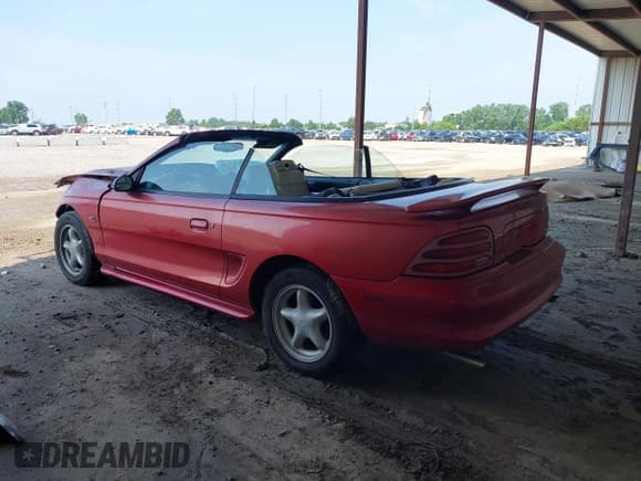 ✅ 1994 Ford Mustang • VIN: 1FALP45T0RF221620 • Lot: 42607243. Listed on IAAI with 64,775 mi. Free auction sales archive from the USA and detailed vehicle history report at DreamBid. Image 3.