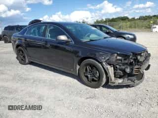 2009 Chevrolet Malibu 1LS z VIN 1G1ZG57BX9F252767, wystawiony jako Copart lot #70364215 z przebiegiem 142 185 mil mil oraz Szkoda całkowita • Salvage title. Historia ofert i sprzedaży dostępna na DreamBid. Obrazek 4.