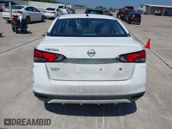 ✅ 2023 Nissan Versa S • VIN: 3N1CN8DV2PL823290 • Lot: 42208581. Listed on IAAI with 25,681 mi. Free auction sales archive from the USA and detailed vehicle history report at DreamBid. Image 16.