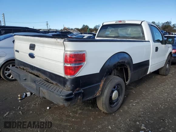 ✅ 2010 Ford F-150 XL • VIN: 1FTMF1C88AKA46401 • Lot: 73823973. Listed on Copart with 138,519 mi. Free auction sales archive from the USA and detailed vehicle history report at DreamBid. Image 3.