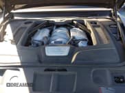 ✅ 2013 Bentley Mulsanne • VIN: SCBBB7ZH0DC018090 • Lot: 41354369. Wystawiony na IAAI z przebiegiem 61 284 mil. Bezpłatny archiwum sprzedaży aukcyjnych z USA i szczegółowy raport historii pojazdu na DreamBid. Zdjęcie 10.