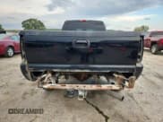 ✅ 2001 Chevrolet Silverado 2500HD • VIN: 1GCHK23121F208814 • Lot: 81619255. Wystawiony na Copart z przebiegiem 198 589 mil. Bezpłatny archiwum sprzedaży aukcyjnych z USA i szczegółowy raport historii pojazdu na DreamBid. Zdjęcie 6.