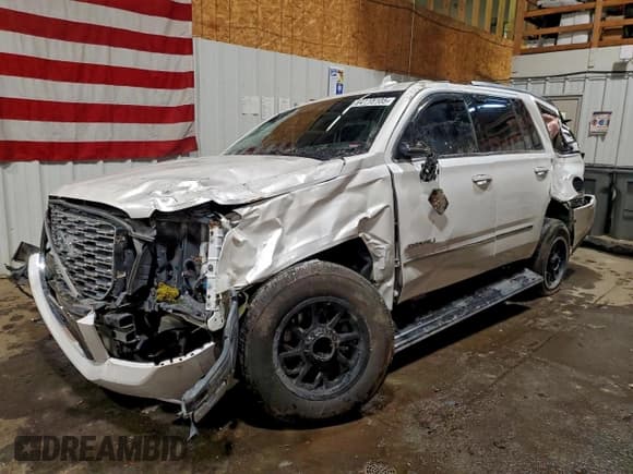 ✅ 2019 GMC Yukon Denali • VIN: 1GKS2CKJ0KR249346 • Lot: 94115105. Listed on Copart with 96,378 mi. Free auction sales archive from the USA and detailed vehicle history report at DreamBid. Image 1.
