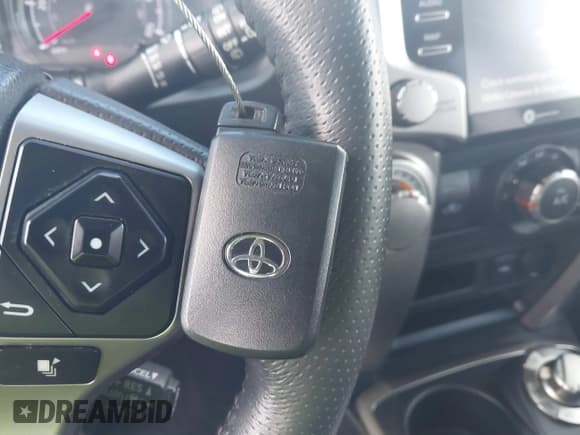 ✅ 2021 Toyota 4Runner SR5 Premium • VIN: JTEFU5JR3M5235612 • Lot: 43766249. Wystawiony na IAAI z przebiegiem 61 924 mil. Bezpłatny archiwum sprzedaży aukcyjnych z USA i szczegółowy raport historii pojazdu na DreamBid. Zdjęcie 11.