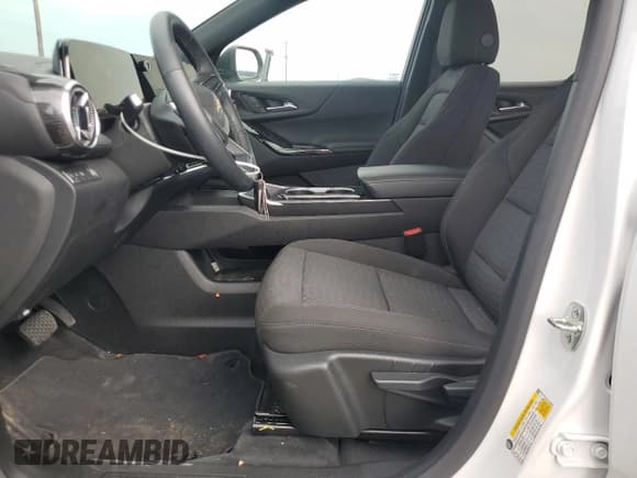 ✅ 2025 Chevrolet Equinox FWD LT • VIN: 3GNAXHEGXSL190889 • Lot: 63204205. Wystawiony na Copart z przebiegiem 1 151 mil. Bezpłatny archiwum sprzedaży aukcyjnych z USA i szczegółowy raport historii pojazdu na DreamBid. Zdjęcie 7.