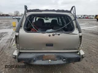 ✅ 1999 Chevrolet Blazer Trailblazer • VIN: 1GNCS13W8X2122902 • Lot: 85032064. Wystawiony na Copart z przebiegiem Nie podano. Bezpłatny archiwum sprzedaży aukcyjnych z USA i szczegółowy raport historii pojazdu na DreamBid. Zdjęcie 6.