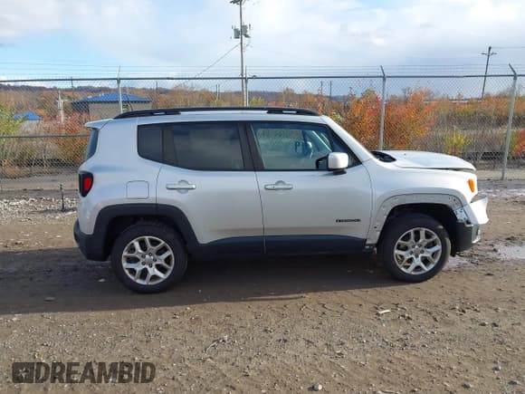 ✅ 2018 Jeep Renegade Latitude • VIN: ZACCJBBB6JPH96625 • Лот: 43630653. Опубликован ранее на IAAI с пробегом 77 070 миль. Бесплатный доступ к архиву аукционных продаж из США и подробный отчёт об истории автомобиля на DreamBid. Изображение 14.