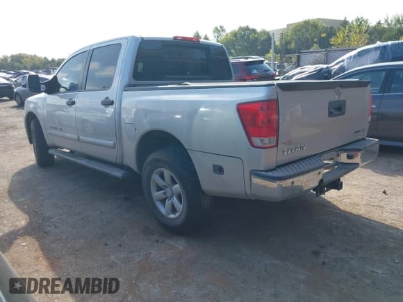 ✅ 2014 Nissan Titan SL • VIN: 1N6BA0ED2EN508754 • Lot: 43403283. Wystawiony na IAAI z przebiegiem 150 744 mil. Bezpłatny archiwum sprzedaży aukcyjnych z USA i szczegółowy raport historii pojazdu na DreamBid. Zdjęcie 3.