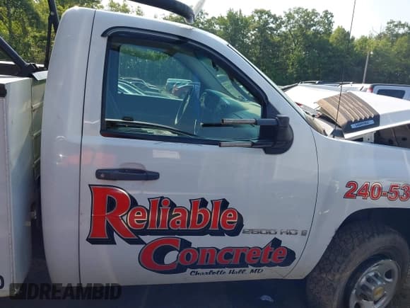 ✅ 2009 Chevrolet Silverado 2500HD • VIN: 1GBHK44K69F155571 • Lot: 42853263. Wystawiony na IAAI z przebiegiem 73 094 mil. Bezpłatny archiwum sprzedaży aukcyjnych z USA i szczegółowy raport historii pojazdu na DreamBid. Zdjęcie 13.