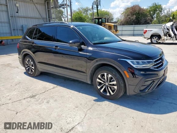 ✅ 2024 Volkswagen Tiguan S • VIN: 3VVRB7AX3RM200419 • Лот: 81938995. Опубликован ранее на Copart с пробегом 12 068 миль. Бесплатный доступ к архиву аукционных продаж из США и подробный отчёт об истории автомобиля на DreamBid. Изображение 4.