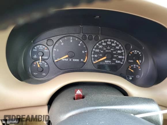 2002 Chevrolet Blazer LS z VIN 1GNCT18W52K187799, wystawiony jako Copart lot #73642634 z przebiegiem Nie podano mil oraz Szkoda całkowita • Salvage title. Historia ofert i sprzedaży dostępna na DreamBid. Obrazek 9.