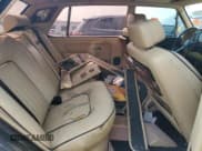 ✅ 1984 Rolls-Royce Silver Spur • VIN: SCAZN42A1ECX09880 • Лот: 59385045. Опубликован ранее на Copart с пробегом 74 013 миль. Бесплатный доступ к архиву аукционных продаж из США и подробный отчёт об истории автомобиля на DreamBid. Изображение 10.